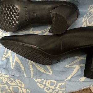 Ladies Black Aerosoles, used only once